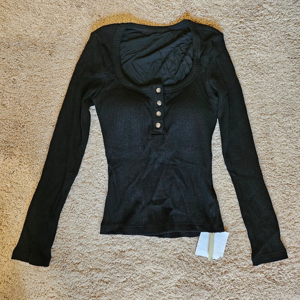 NWT OGL Cashsoft U-Neckline Henley Brami Top